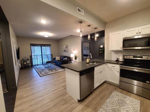 520 Neil Luxury 2 Bedroom in Champaign, USA