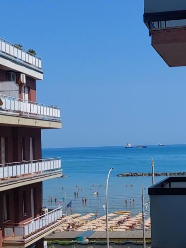 appartamento fronte mare - Apartment - Falconara Marittima