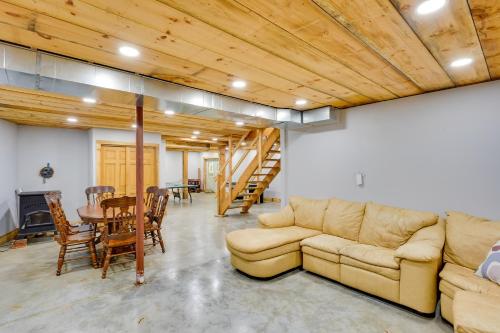 A-Frame Cabin with Game Room in Bolton!