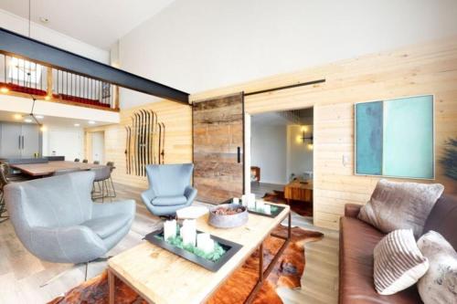 Renovated Condo In West Keystone With Balcony, Hot Tub, Pool & Free Shuttle To Slopes! thumb 4