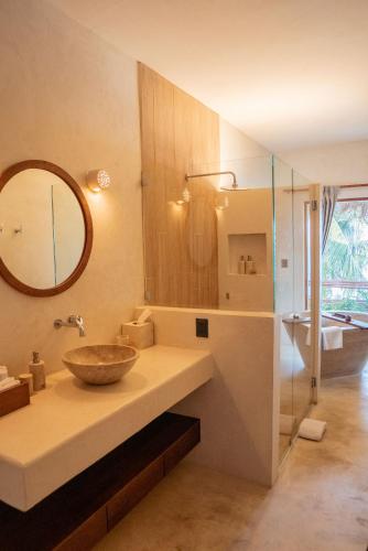 480617391 Puerta del Cielo Hotel Origen
