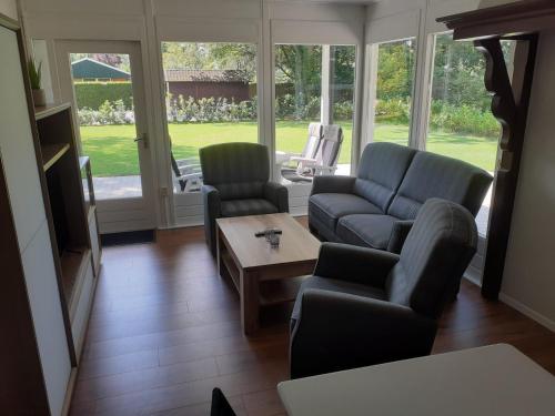 Bungalow/vakantiehuis op park Bavelds Dennen in Денекамп