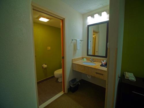 Sleep Inn Morganton - image 6