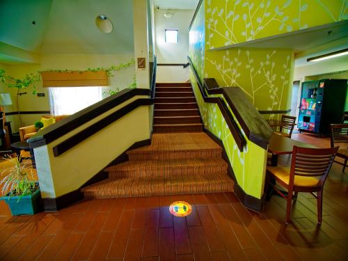 Sleep Inn Morganton - image 14