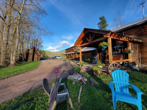 Hotelli välisilme, Bear Creek Ranch Bed & Breakfast in Essex (MT)