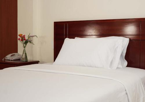 Single Room image 4