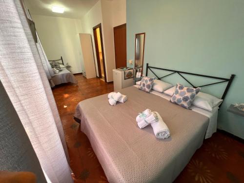 Celeste Rooms 5