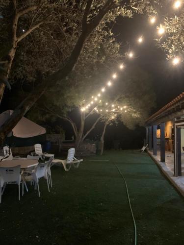 Casa Rural Navalonguilla con piscina in Santa Olalla del Cala