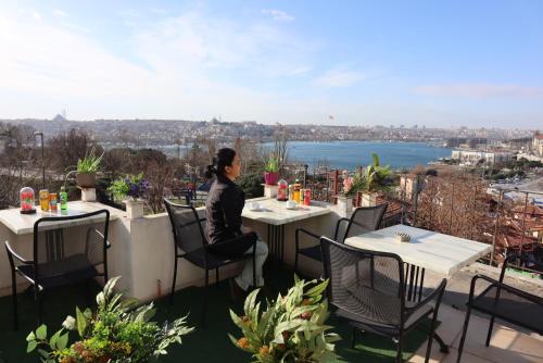 Galata Hotel  Suites