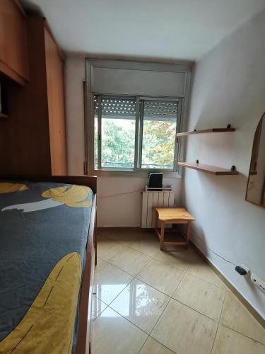 Habitación acogedora a 20min del centro, en Barcelona