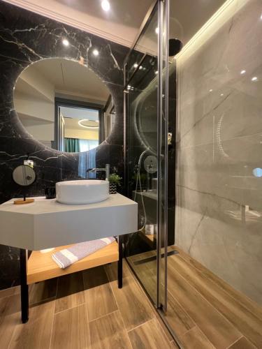 2 bedrooms, 3 beds