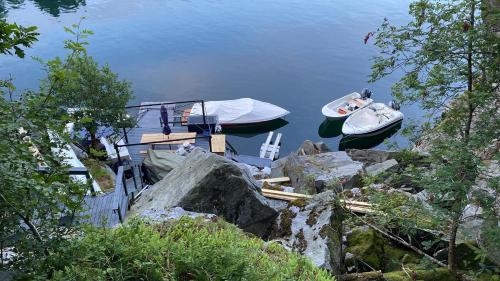 Cottage, boat, spa, private dock, Lillesand