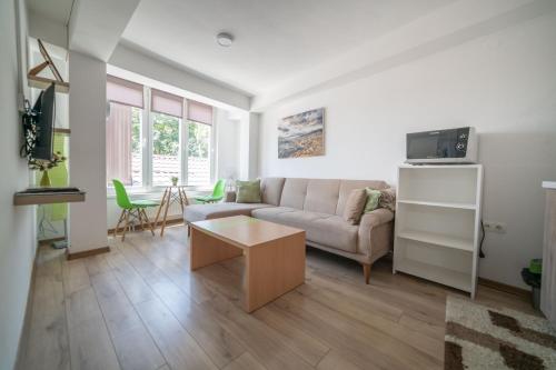 Mary's Apartments - main image
