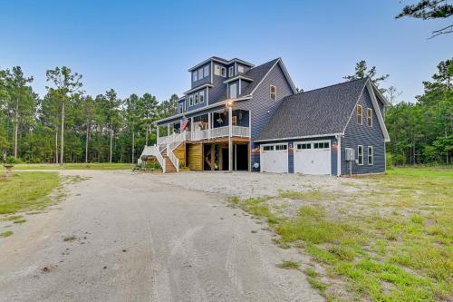 Expansive Georgetown Home with Decks and Fire Pit!