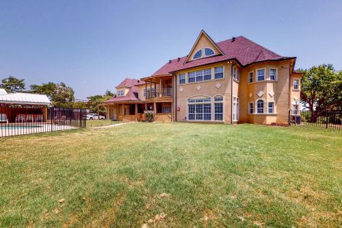 Pueblo Viejo Ranch in Midlothian, USA