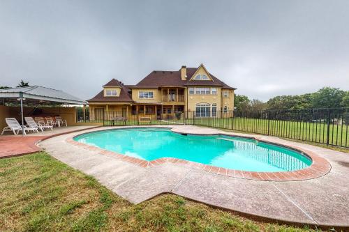 Pueblo Viejo Ranch in Midlothian, USA