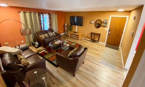 Stay Anchorage! Furnished Two Bedroom Apartments With High Speed Wifi - 앵커리지