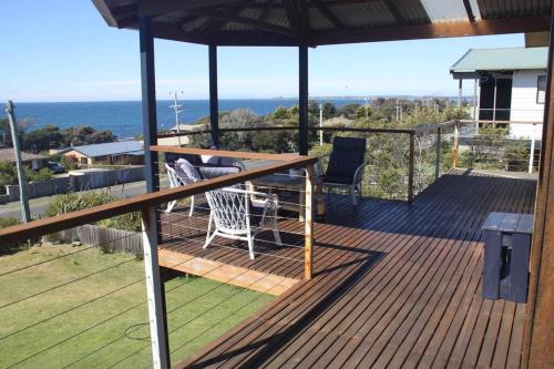 Drift Away in Greens Beach