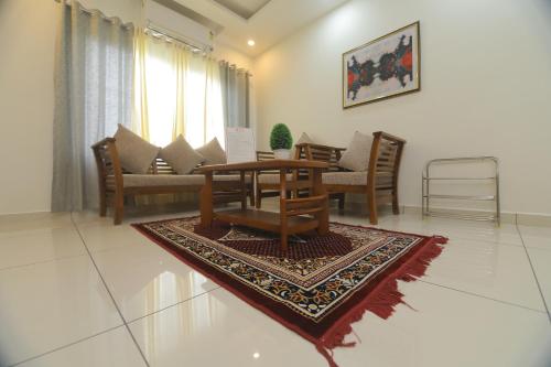 Castle Brook Residential Homestay in Thiruvalla