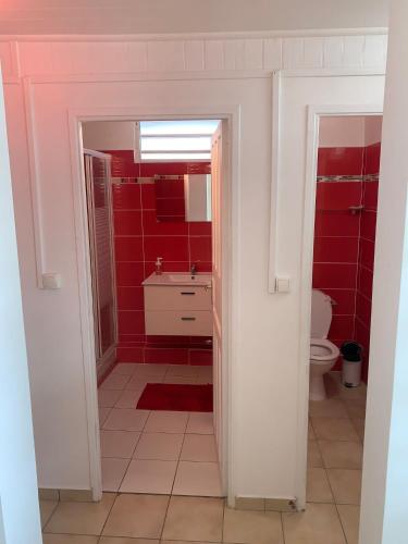 Case rouge, Les Abymes (photo 7)