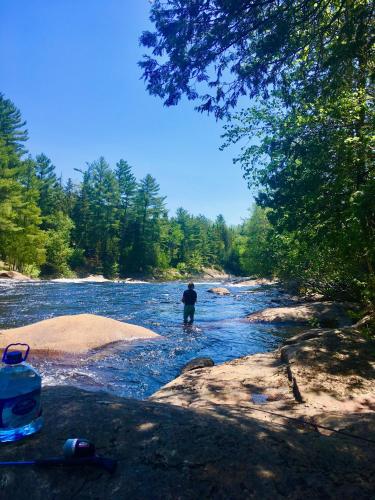 กิจกรรม, Chalet en bois rond Mauricie in แซ็ง อเลซี เด มงต์ (ควิเบ)