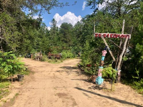 สภาพแวดล้อมโดยรอบ, Chalet en bois rond Mauricie in แซ็ง อเลซี เด มงต์ (ควิเบ)