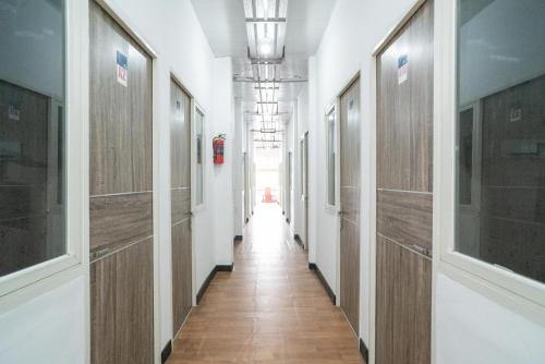 Exterior view, RedDoorz @ Tanjung Sari Surabaya near Rumah Sakit Umum Mitra Keluarga