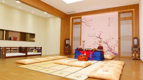 Hotel Maremons Sokcho 4 Star East Sea Sunrise Ocean View Hotel  in Daepo-dong