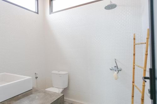 Studio Apartment image 4