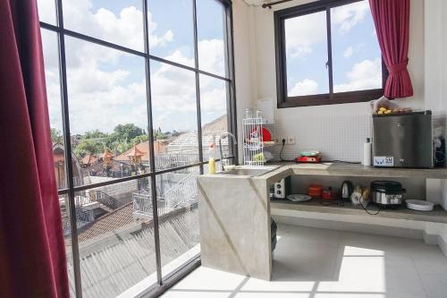 Studio Apartment image 7