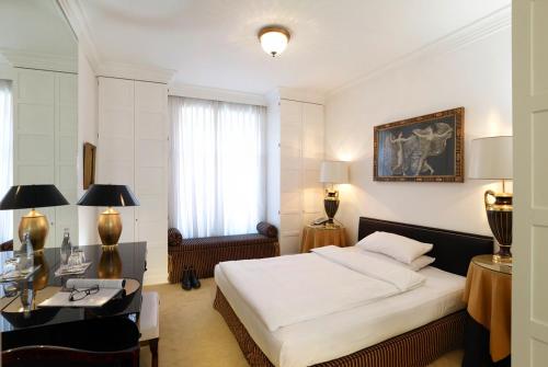 Hotel Opera - image 12