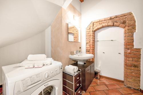 Casa Laura Salò - main image