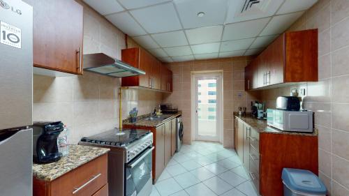 MP12 - Luxurious 2BR in Marina Pinnacle Tower, Dubaj (fotografie 8)