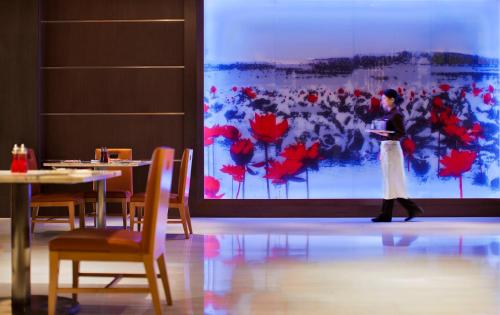 Foto - Courtyard by Marriott Hangzhou Wulin