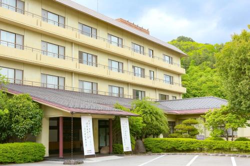 Twin Room - Shared Bathroom - Smoking - Main Building 