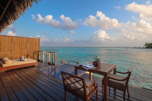 Sunrise Water Villa with Private Pool & Jacuzzi image 8