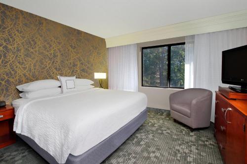 Courtyard by Marriott Atlanta Airport West