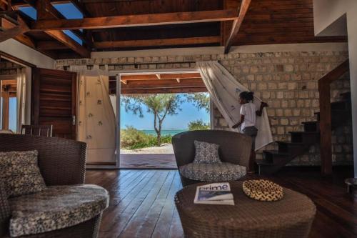 Salary Bay in Andavadoaka
