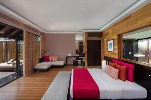 room detail thumbnail 0