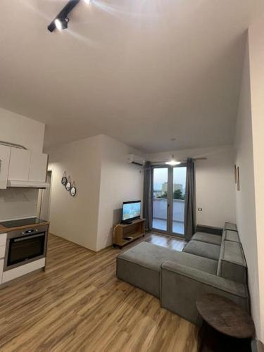 Thyamis Apartment, Tirana (photo 8)