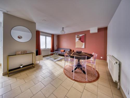 บริการและสิ่งอำนวยความสะดวก, LnBnB - Petite maison au cœur de Péronne - Face aux étangs (LnBnB - Petite maison au cœur de Peronne - Face aux etangs) in เพอรน