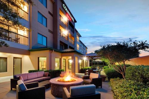 Удобства, Courtyard by Marriott Dallas Mesquite in Мескит