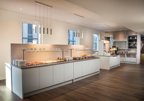 อาหารและเครื่องดื่ม, Arthotel ANA Amber in รอสตอค