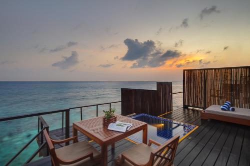 Honeymoon Villa with Private Pool & Jacuzzi image 3