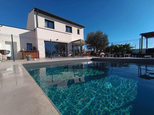 Villa moderne piscine privée,spa, clim - Location, gîte - Sérignan