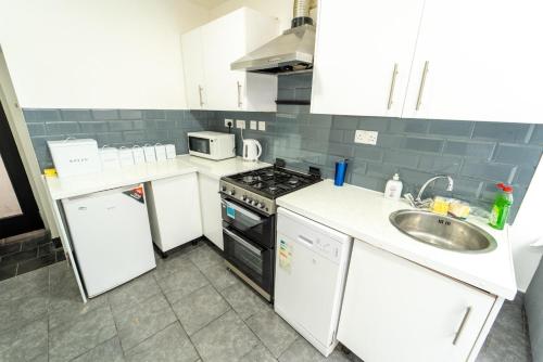 Studio available close to Queen Elizabeth Hospital, Birmingham (fotografie 5)