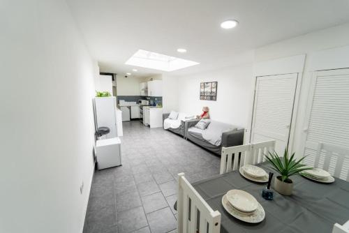 Studio available close to Queen Elizabeth Hospital, Birmingham (fotografie 4)