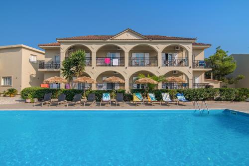 Grapevines Hotel - Accommodation - Alikanas