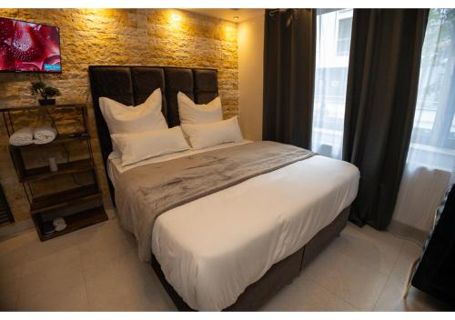 Suites Aix la Chapelle, Exclusive Apartments, Wellness and more, Aachen City