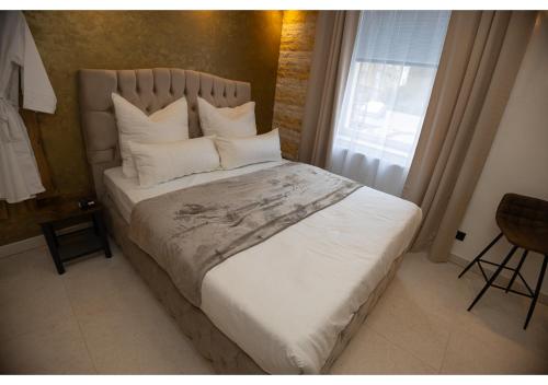 Suites Aix la Chapelle, Exclusive Apartments, Wellness and more, Aachen City